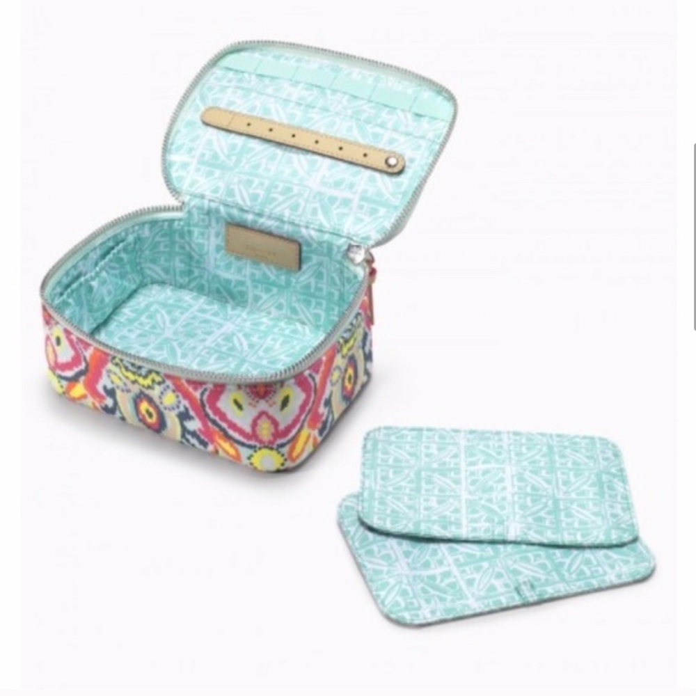 Stella & Dot | Ikat Travel Jewelry Case - Picture 5 of 5